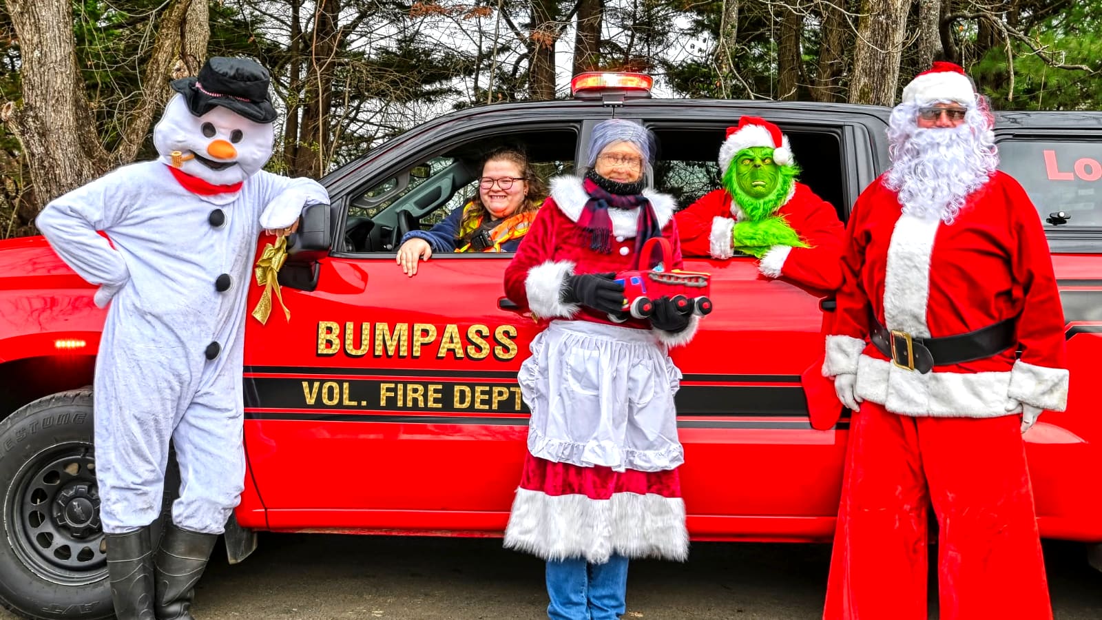 BVFD's holiday parade with Santa